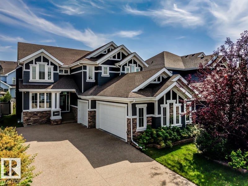 2047 90 ST SW SW, Edmonton, Alberta, T6X2C5, Edmonton, Alberta — photo 1 of 5