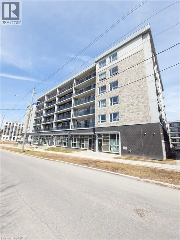 #F212 275 LARCH Street, Waterloo, Ontario, N2L3R2, Waterloo, Ontario — photo 1 of 5