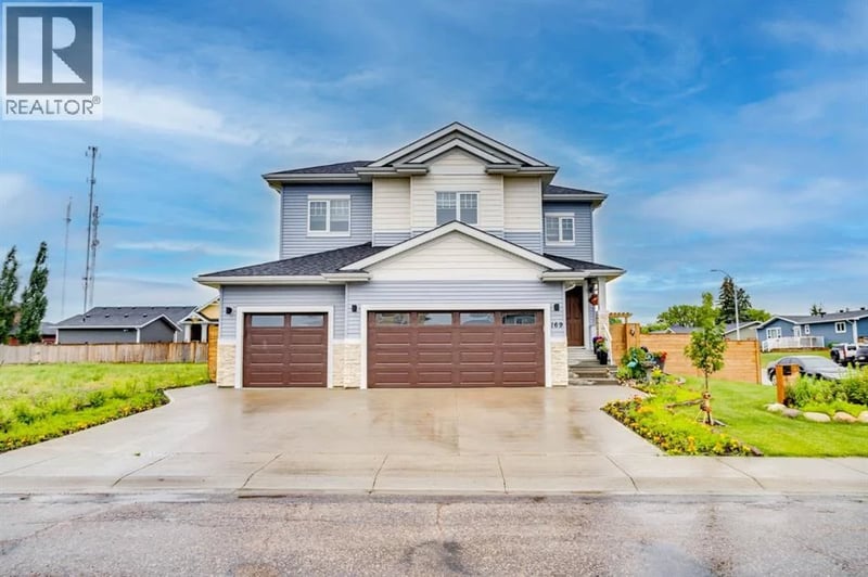 169 Beaveridge Close, Fort McMurray, Alberta, T9H2V8, Fort McMurray, Alberta — photo 1 of 5