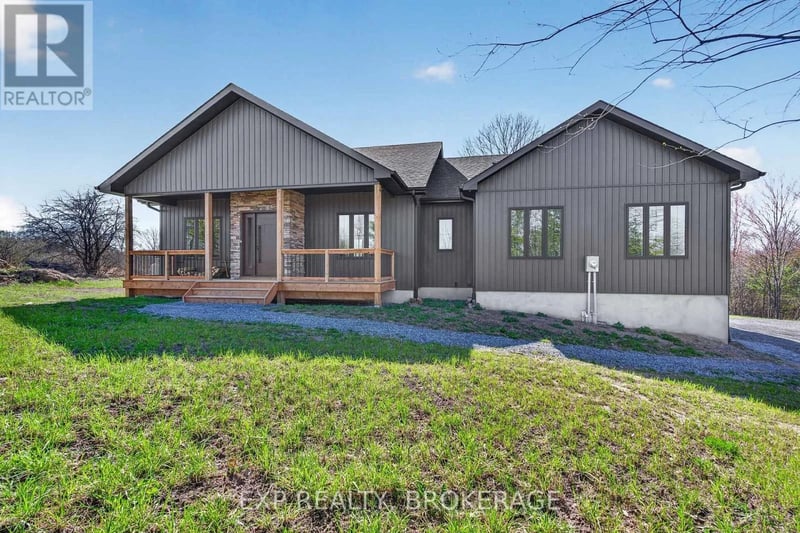 9304 PERTH Road, Rideau Lakes, Ontario, K0G1X0, Rideau Lakes, Ontario — photo 1 of 5
