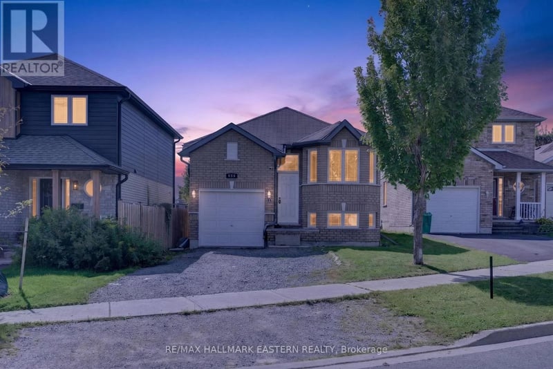 656 CLANCY Crescent, Peterborough (Otonabee Ward 1), Ontario, K9K2S3, Peterborough (Otonabee Ward 1), Ontario — photo 1 of 5
