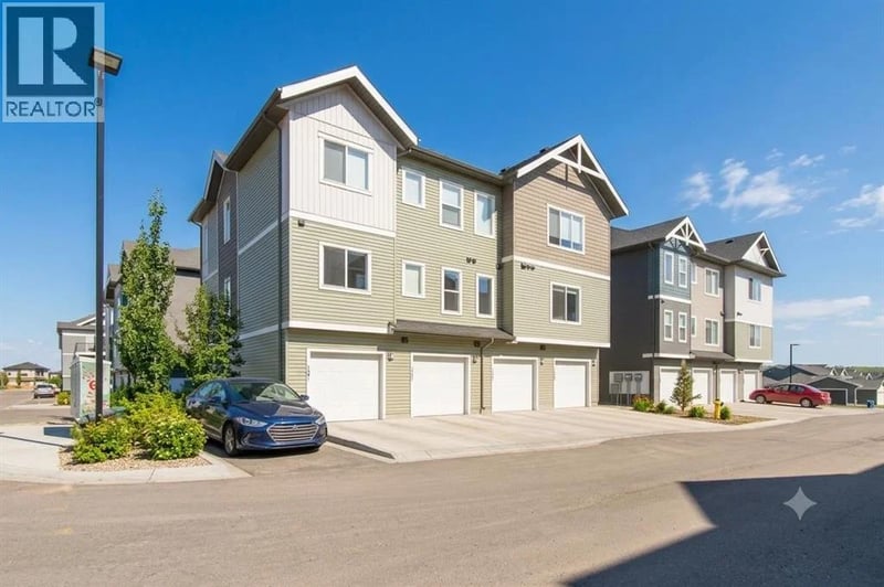 24 Rivercrest Drive, Cochrane, Alberta, T4C2C8, Cochrane, Alberta — photo 1 of 5