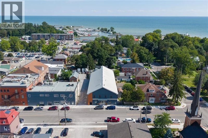 23 MARKET Street West, Port Dover, Ontario, N0A1N0, Port Dover, Ontario — photo 1 of 5