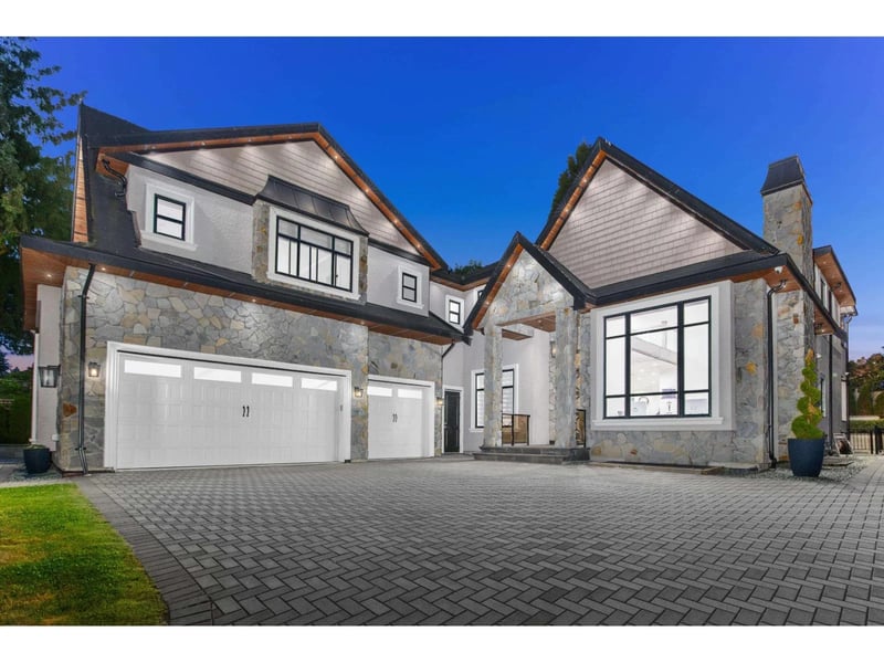 19031 60B Avenue, Surrey, British Columbia, V3S8C9, Surrey, British Columbia — photo 1 of 5