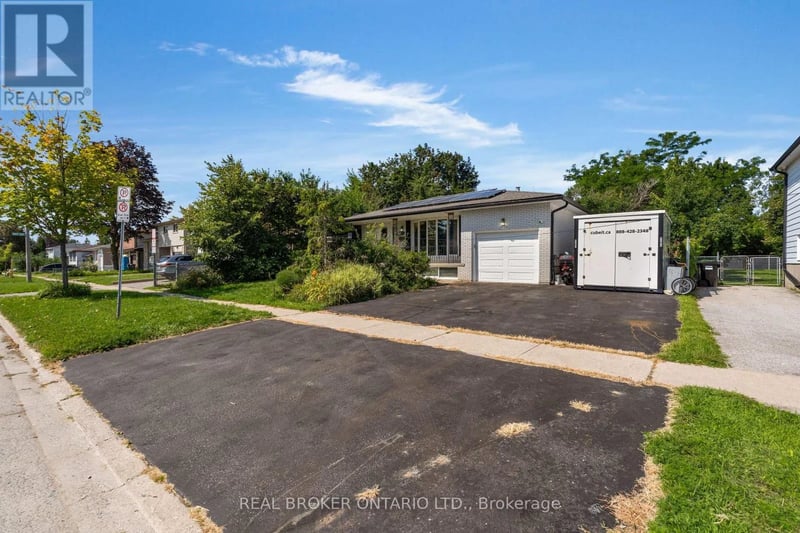 61 Bernick Drive, Barrie (Grove East), Ontario, L4M5C1, Barrie (Grove East), Ontario — photo 1 of 5