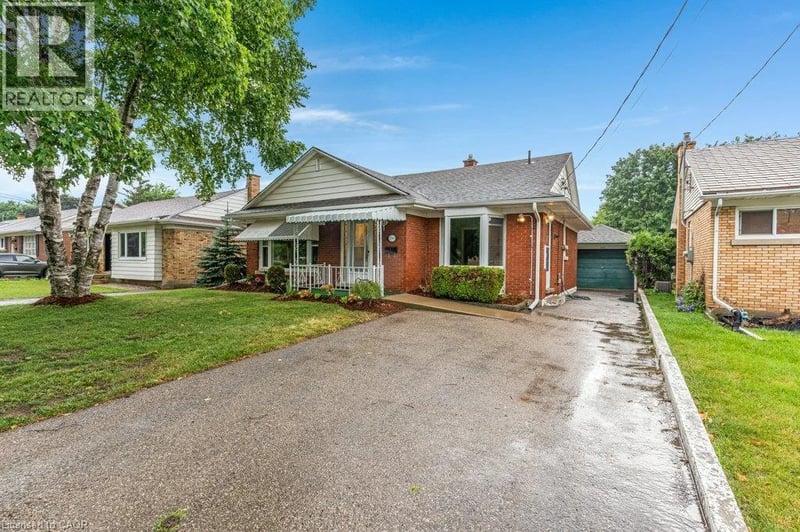 290 MELROSE Avenue, Kitchener, Ontario, N2H2C1, Kitchener, Ontario — photo 1 of 5