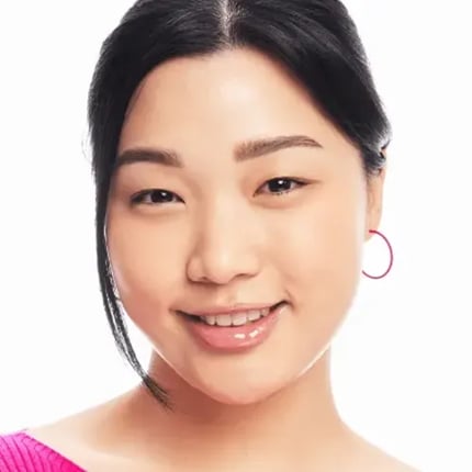 ايسنس جلوس ملمع شفاه اكستريم شاين فوليوم 01 Essence Extreme Shine Volume Lip Gloss