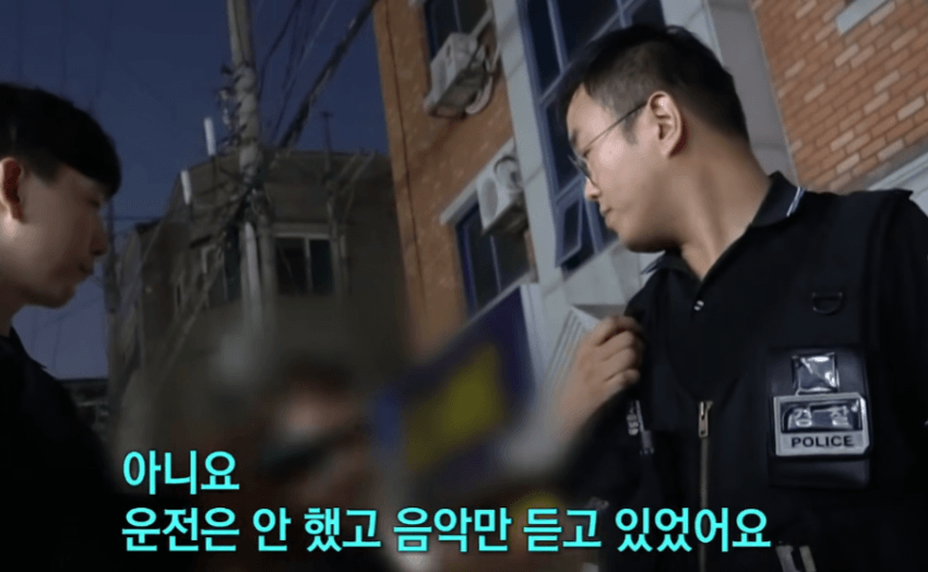 24b0d121e09c28a8699fe8b115ef0468e4afebb962