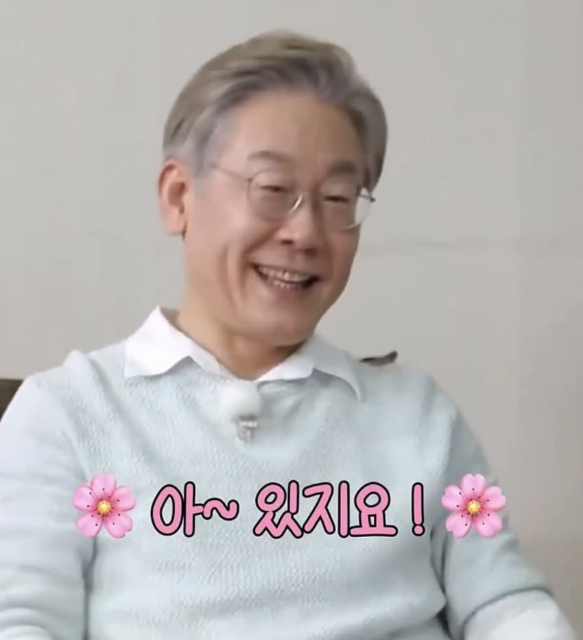 79edf371c0f46af423e9f5904f9c706edf729e58a0108b52310fe0bf2c59e9343563002b5178d9ac09ad52f8457af2016b46667f