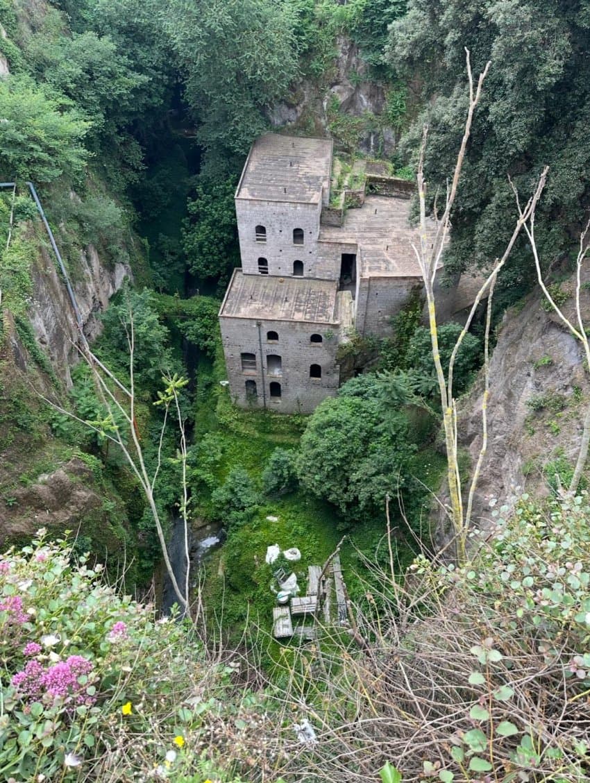 7ea8db71f18a31a36ca7dbb2479f2e2d6799811d4d79213da8916fdfa0d544