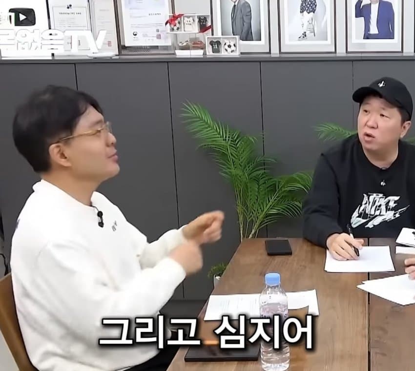 0b9f837eb0866af023edf4e1329c7069c2bf19c0553b58e02610b2010322d2a63c055977675e622e847cbb222066edb9a101d034