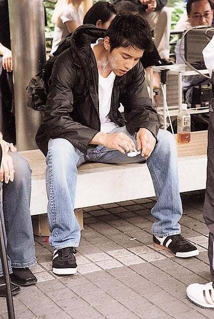 휴대용 재떨이 쓰는게 목격된 유일한 연예인 | 인스티즈