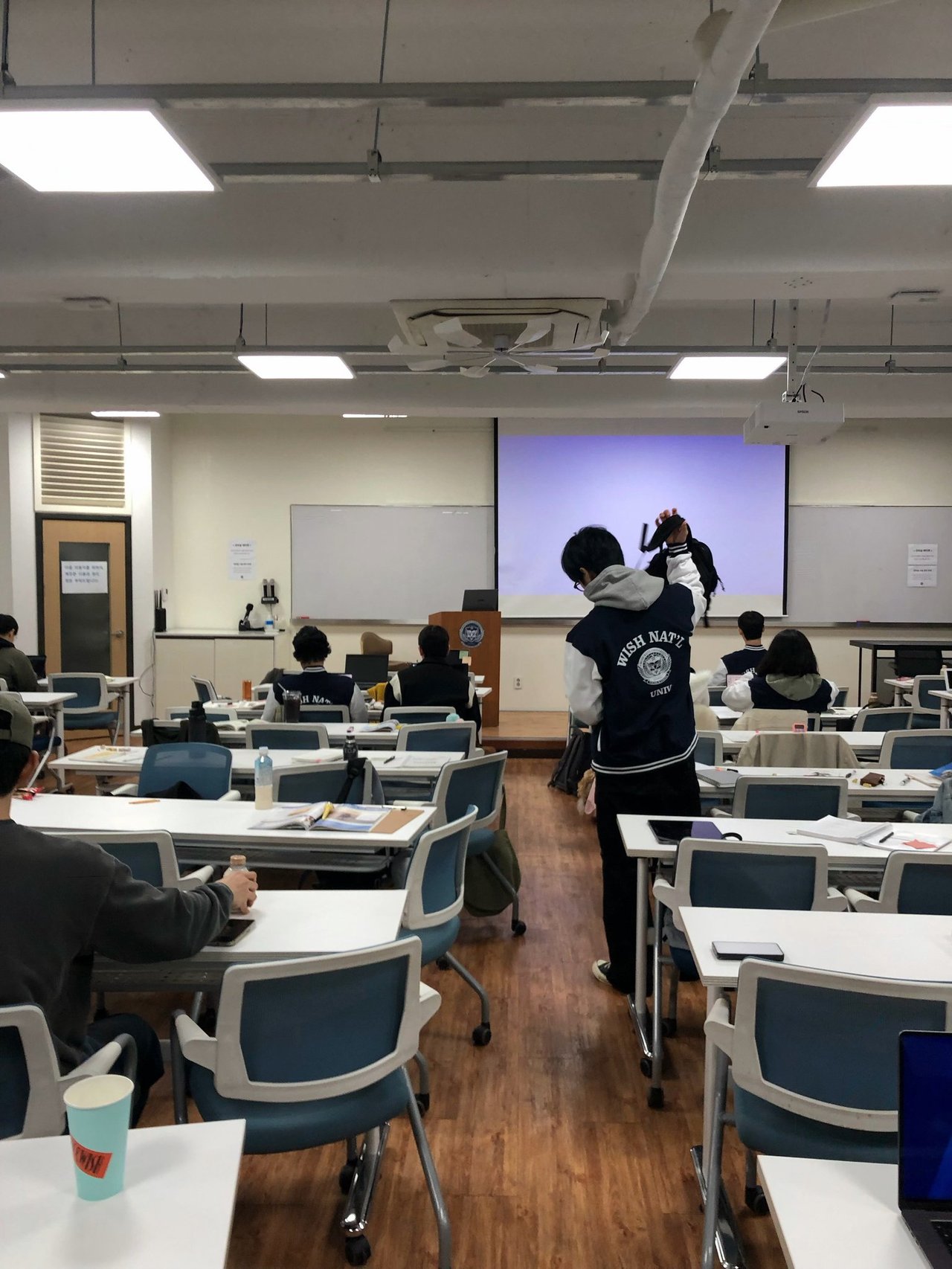 [잡담] 위시 지금 정규 프로모 돌리는거 에바(p) | 인스티즈