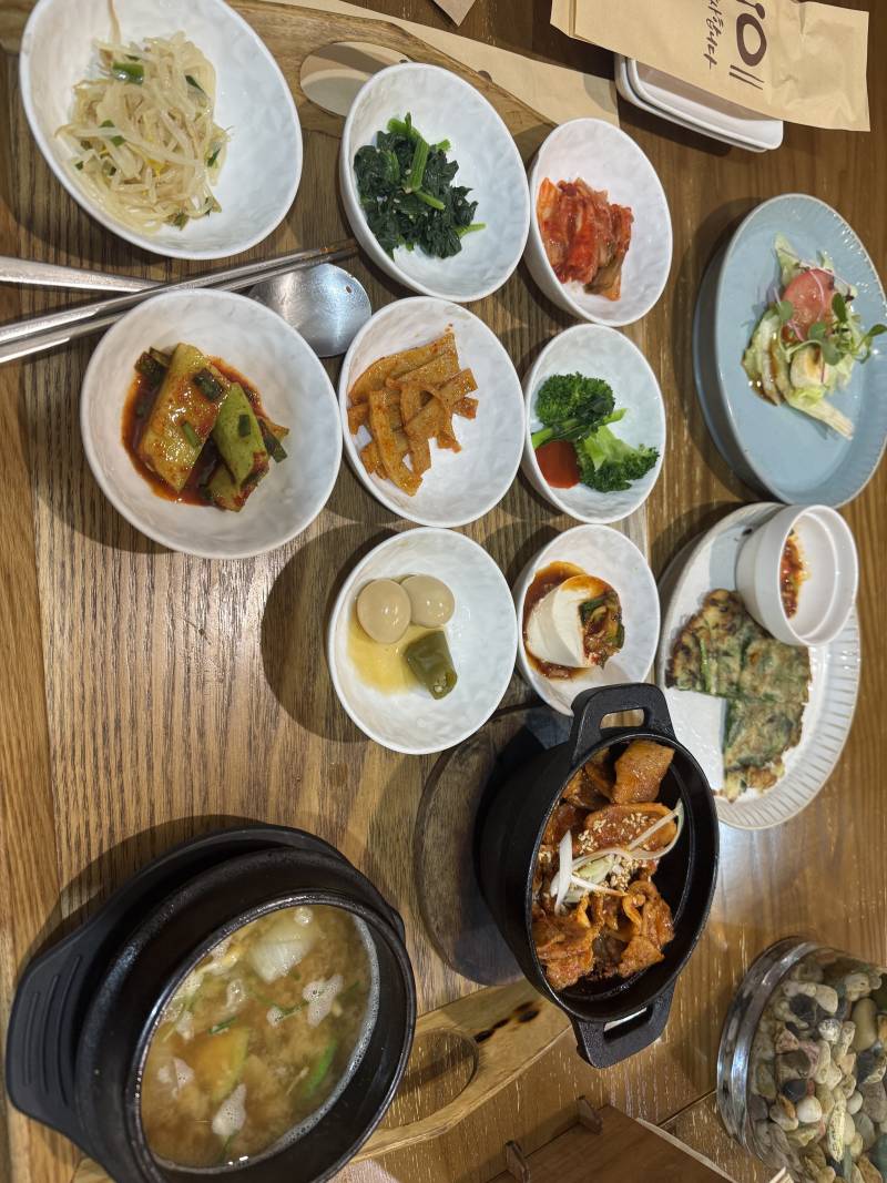 [잡담] 백반 한식집 갔다왔는데 얼만지 맞춰보실? | 인스티즈