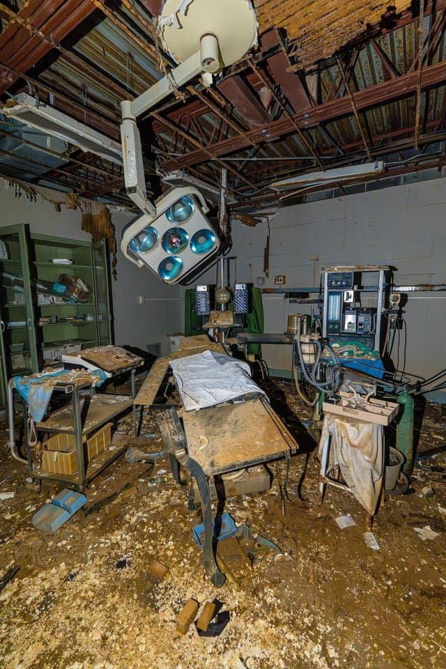 2cbfd128e1dd36a36af2deba05c12d29ca0f6d9213b25fc7cef79135592082ae7b9d8cc541c94d1bd02c5800e1ad3ed3c036b4d6a288241a75e344cc8e58aa34be2eb8b3cbce36cb7b74b5cdd34039