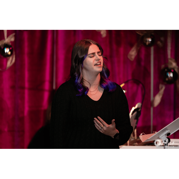 20251212 COMOCABARET TISTHESEASON JAH0247