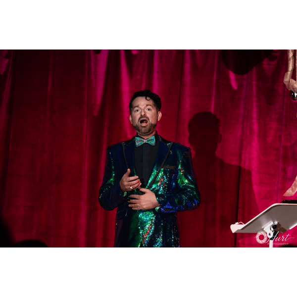 COMOCABARET TISTHESEASON JAH0179