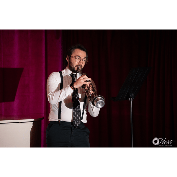 COMOCABARET TISTHESEASON JAH0076