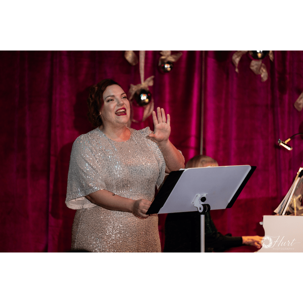 COMOCABARET TISTHESEASON JAH0182