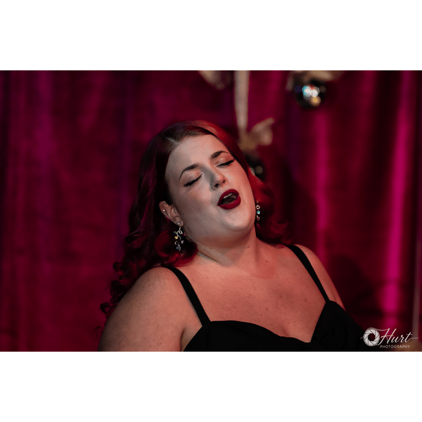 COMOCABARET TISTHESEASON JAH0074