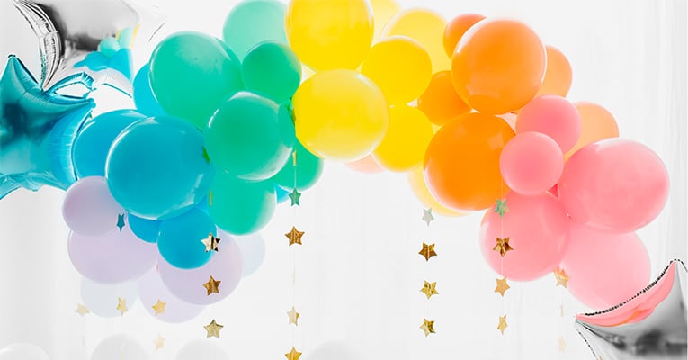 Balloner med Helium vs. Luft: Hvad Skal Du Vælge?