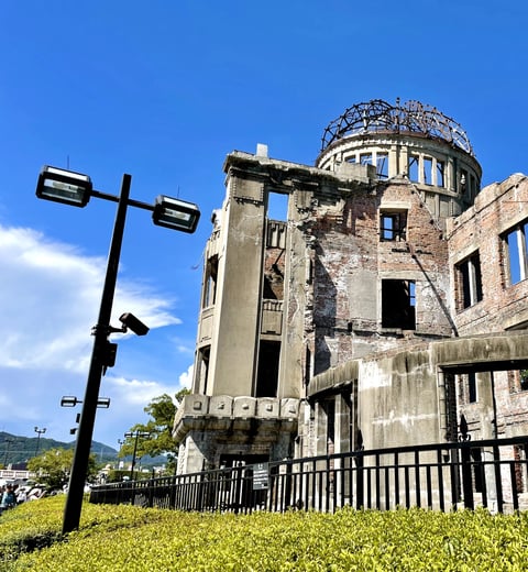 11日間で東から西へ — 2