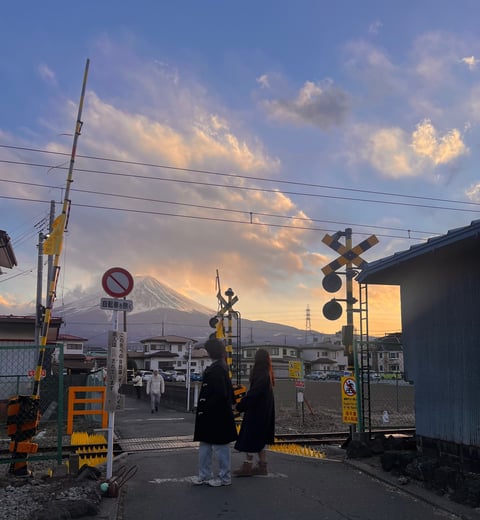 年に6回以上日本旅行するカップルの東京必須コース4か所 — 2