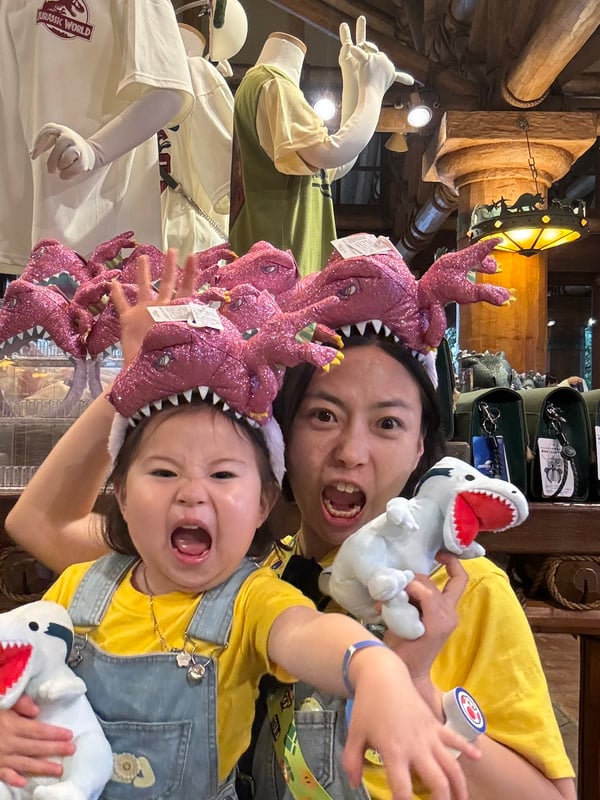 A Trip Abroad with Just Mom and Child <Osaka Edition> Osaka Transportation, Umeda Hotel Recommendations, and Even Universal Studios!