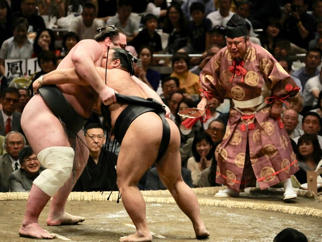 Sumo tournament in Nagoya - Day 14