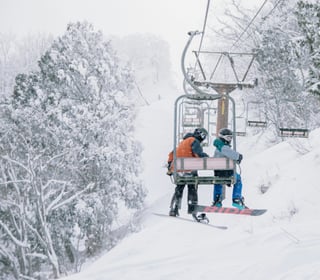 Skis and Powder Snow: Nagano & Hokkaido