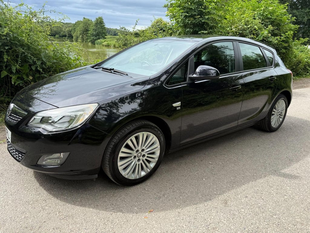 2011 Vauxhall Astra