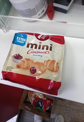 7 Days Mini Cocoa Croissant 103g