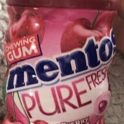 Mentos Pure Fresh Cherry Sugar Free Bottle