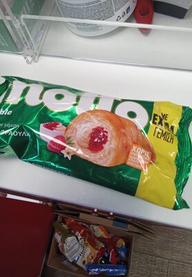 Molto Vanilla Strawberry Croissant 98g