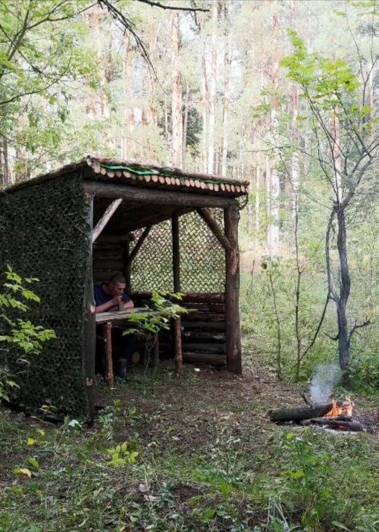 野外搭建庇护所
