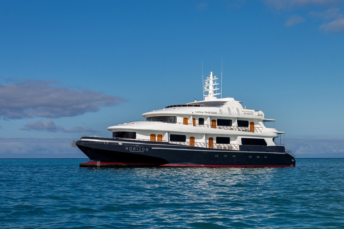 Horizon Yacht Picture