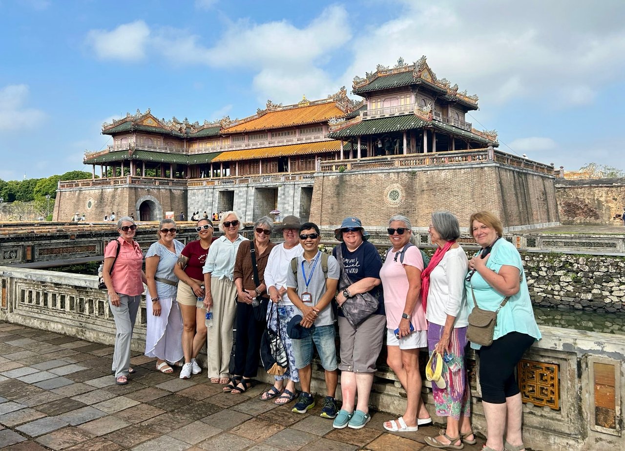Vietnam tour, photo 1 of 11