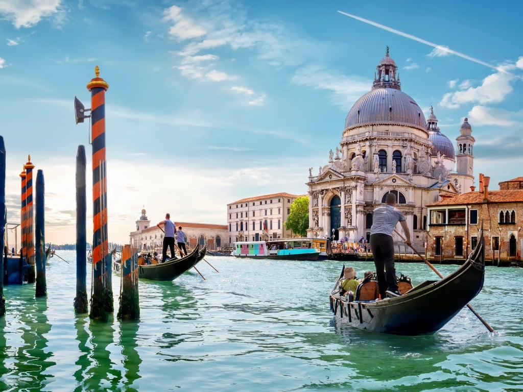Italy: Venice, Verona & Lake Garda tour image