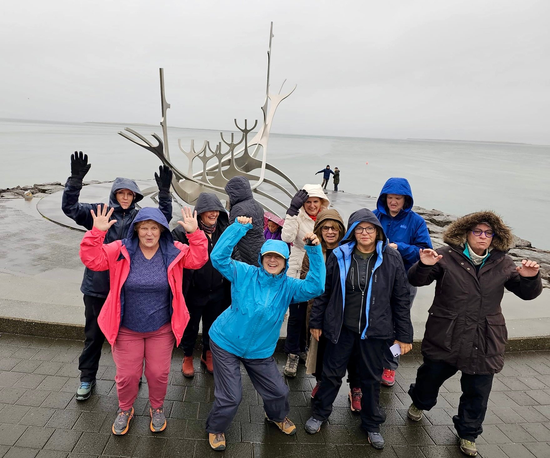 Women travel connections