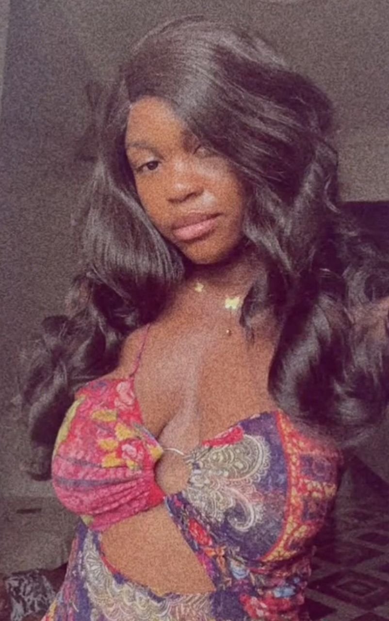 Profile photo for Ivy Ella