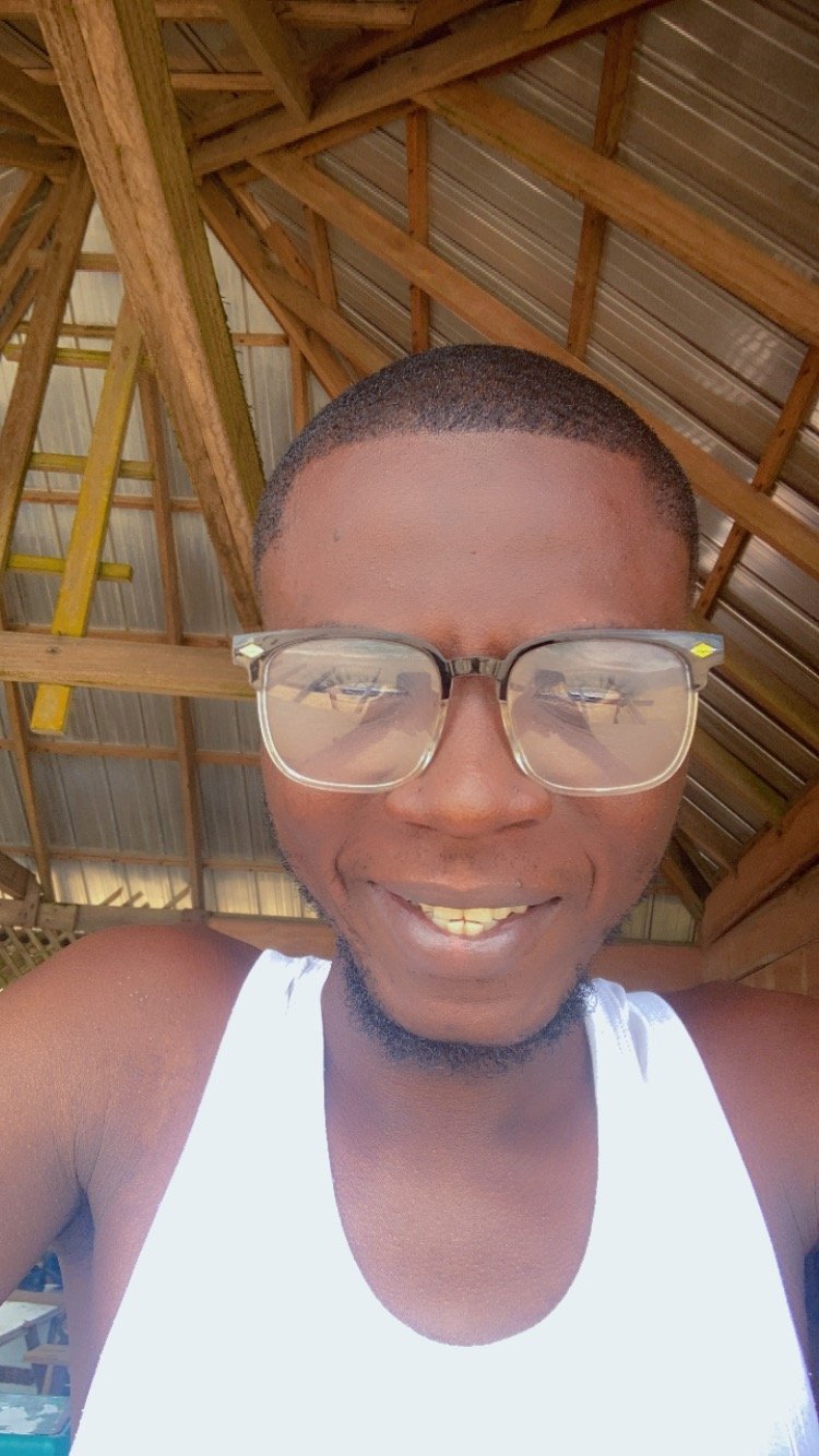 Profile photo for Endy Ross