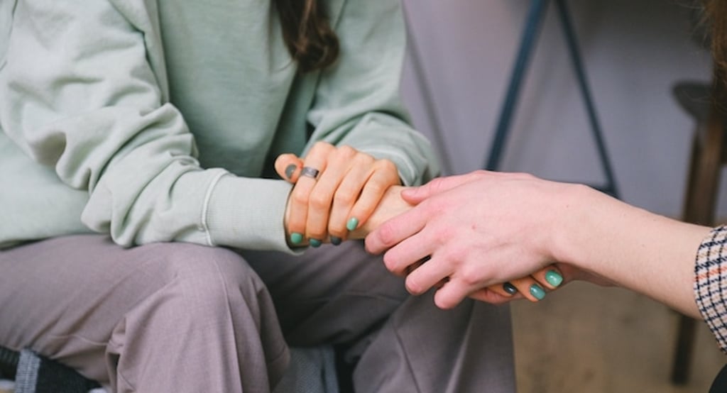 How to Help Someone Having a Seizure