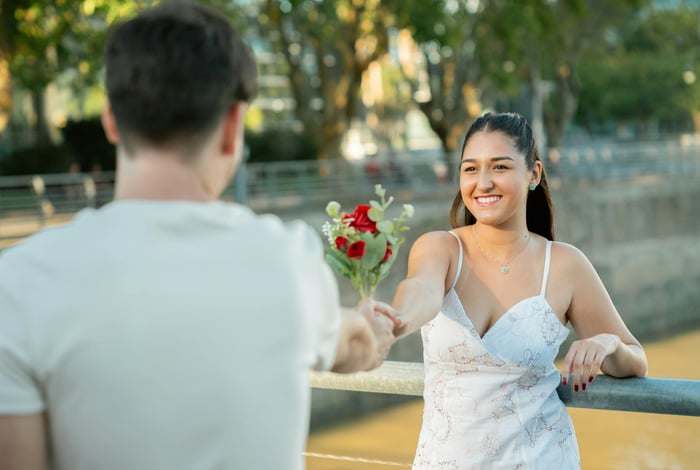 What to Talk About on a First Date