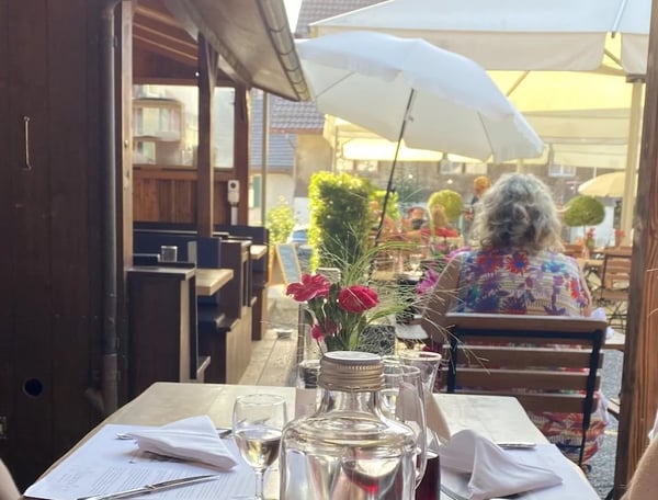 A mild summer evening in the Löwen garden restaurant