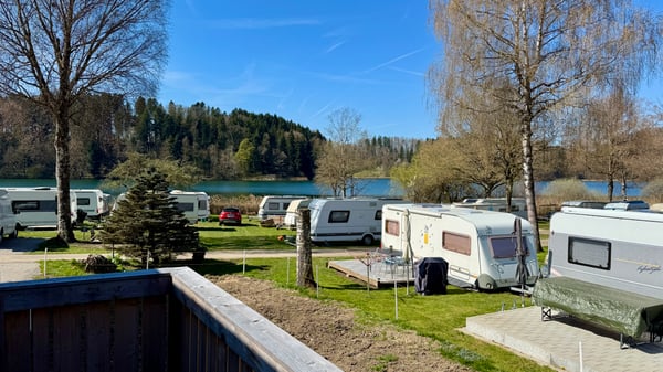 Terrasse mit See-Sicht, Tiny-Haus 410