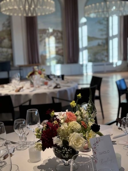 The decoration comes into its own in the banquet hall