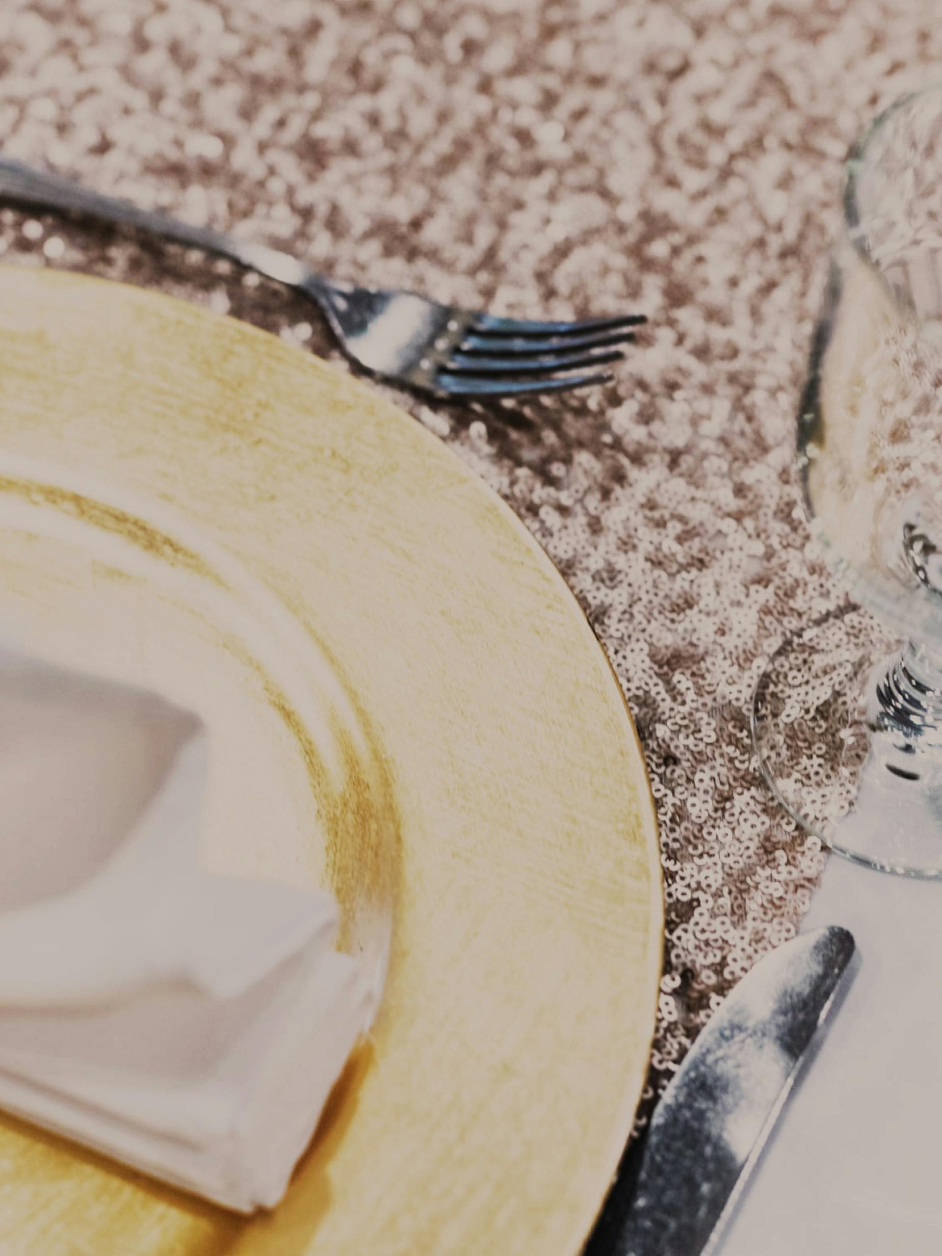 Garden Room with green mural and chandelier (alternate angle).