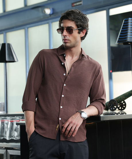 Mens Coffee Brown Solid Relaxed Shirt