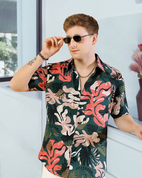 Men Printed Cut Away Collar Green Casual Shirt