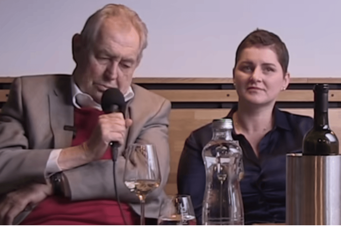 Exprezident Zeman doporučil uskupení Stačilo!, aby se nevzdávalo a bojovalo dál